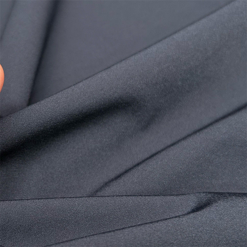 40D Tissu étirable à quatre voies en nylon semi-brillant 40D+20D*40D+20D 108GSM 84% nylon 16% spandex