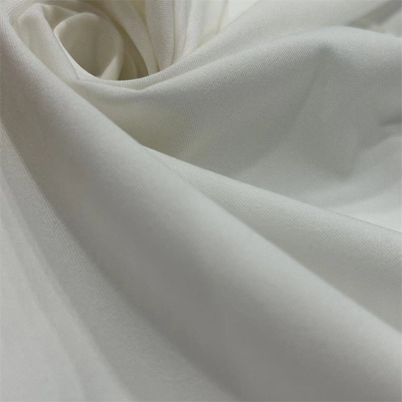 2/2 Twill 4 Way Stretch Tissu en nylon 70D+40D*70D+40D 158GSM personnalisé