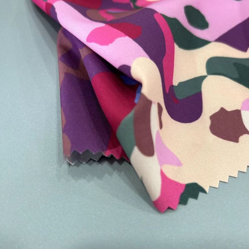 Tissu d'impression graphique simple 4 voies étirement Nouveauté Tissu d'impression 100D+40D*100D+40D