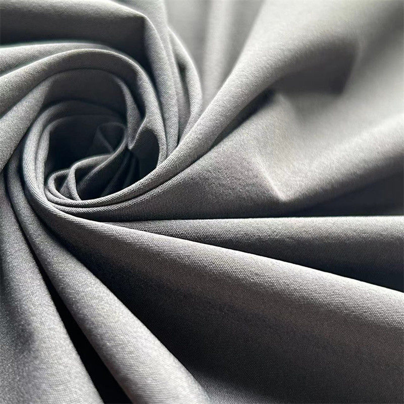 70D Tissu en nylon mou tordu mat à quatre voies 70D+40D*70D+40D 127GSM
