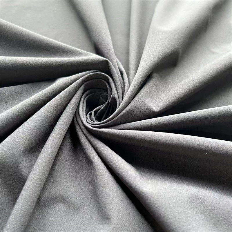 70D Tissu en nylon mou tordu mat à quatre voies 70D+40D*70D+40D 127GSM