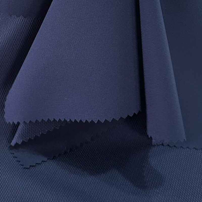 Fabrication à quatre voies en diamants 50D+20D*50D+20D/100D 140GSM 94% polyester 6% spandex