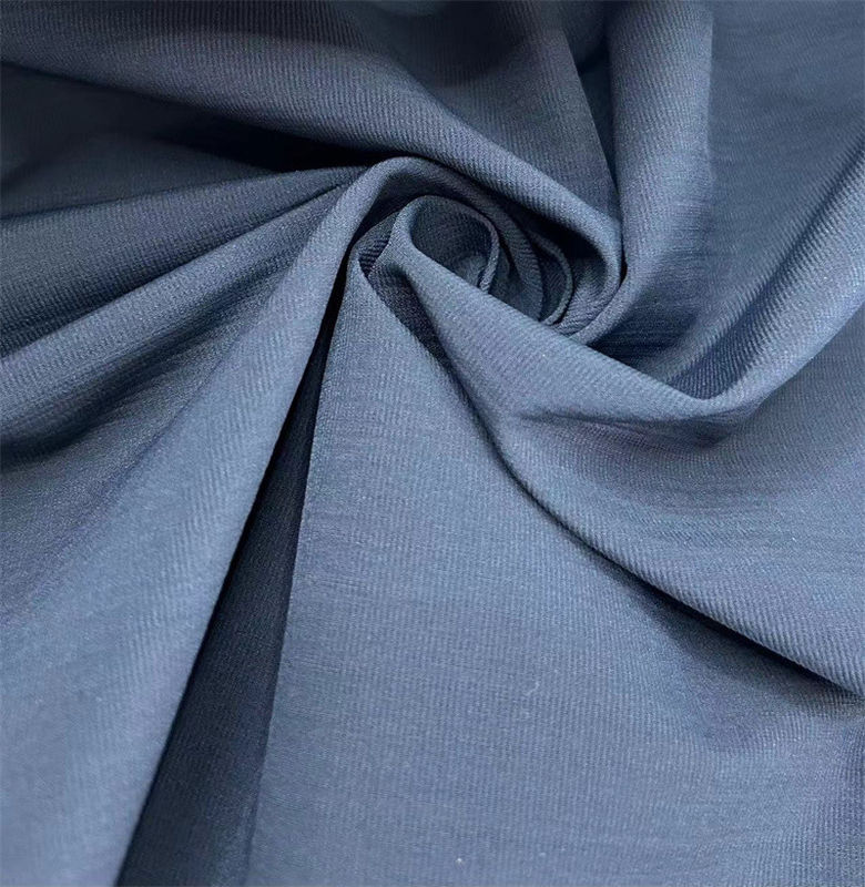 Polyester recyclé Tissu Seersucker à faible étirement T400 texturé comme lin pour vêtements d'extérieur