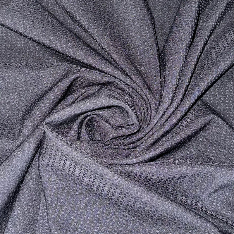 Tissu d'alpinisme recyclé 100D+40D*100D+40D+75D 94% Polyester recyclé 6% Spandex 161GSM