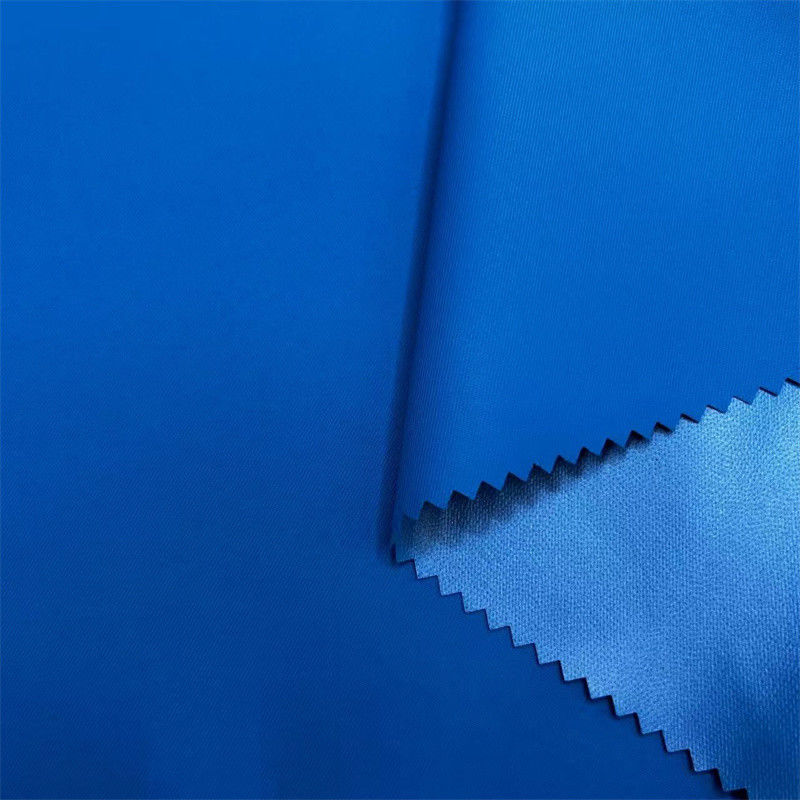2/2 Blackout Tissu de twill recyclé stratifié avec une pellicule TPU 100% poly recyclé pour la fabrication de manteaux de tranchée Vestes