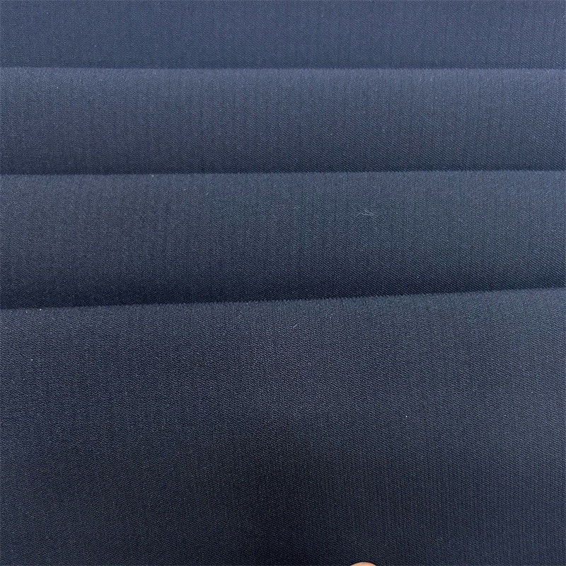 75D+40D*75D+40D 190GSM Four Way Stretch Twill Tissue dans les vêtements décontractés Pantalon et pantalon