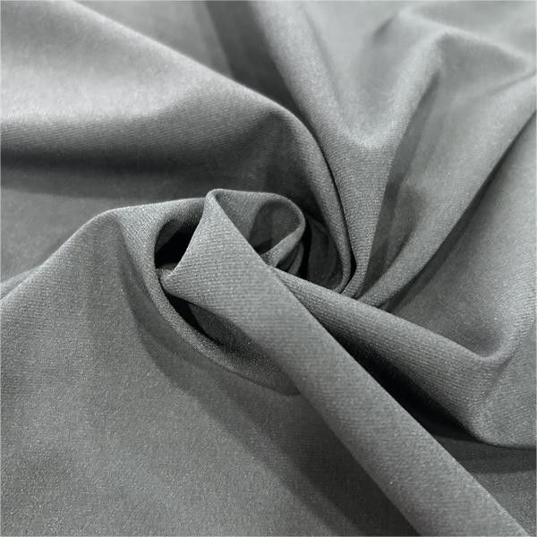 100D Tissu à bande horizontale recyclée à quatre voies pour la fabrication de vêtements de sport