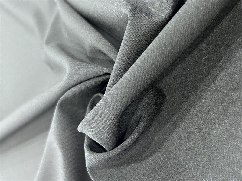 150D Recyclé Pearl Dot Four Way Stretch Tissu 75D+40D*75D+40D+150D 170GSM Vêtements de bain actives
