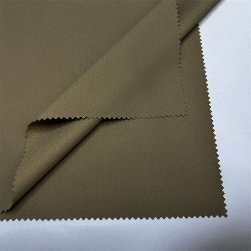 Test de football 75D*75D 100 Tissu de polyester recyclé 119GSM Vêtements de sport