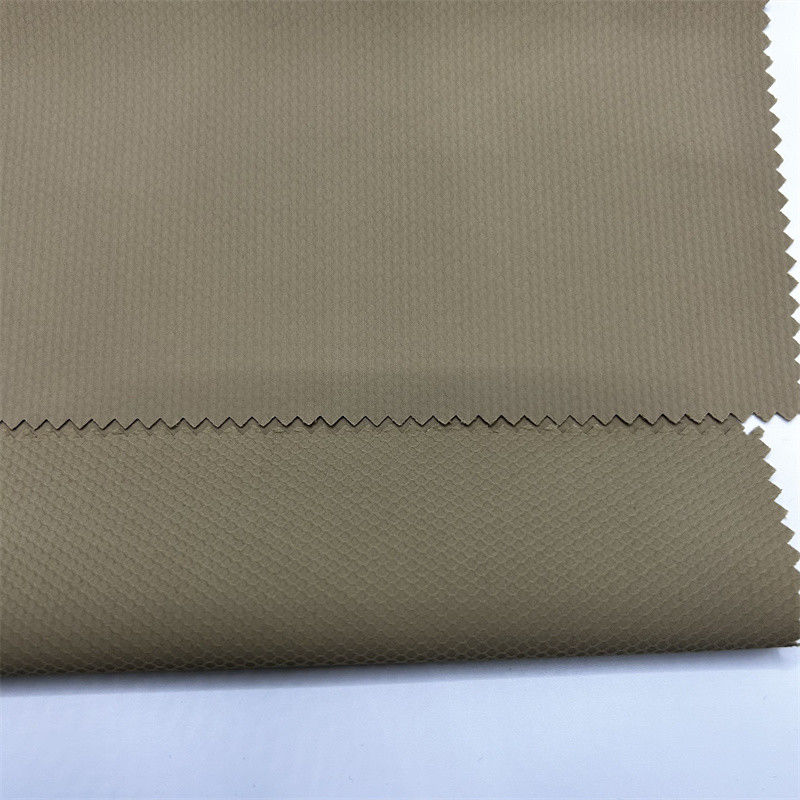 Test de football 75D*75D 100 Tissu de polyester recyclé 119GSM Vêtements de sport