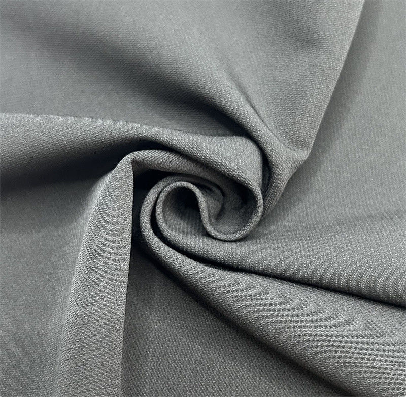Four Side Elastic Twill Dot Randonnée 265GSM Polyester Tissu spandex Alpinisme Sports Vêtements de loisirs