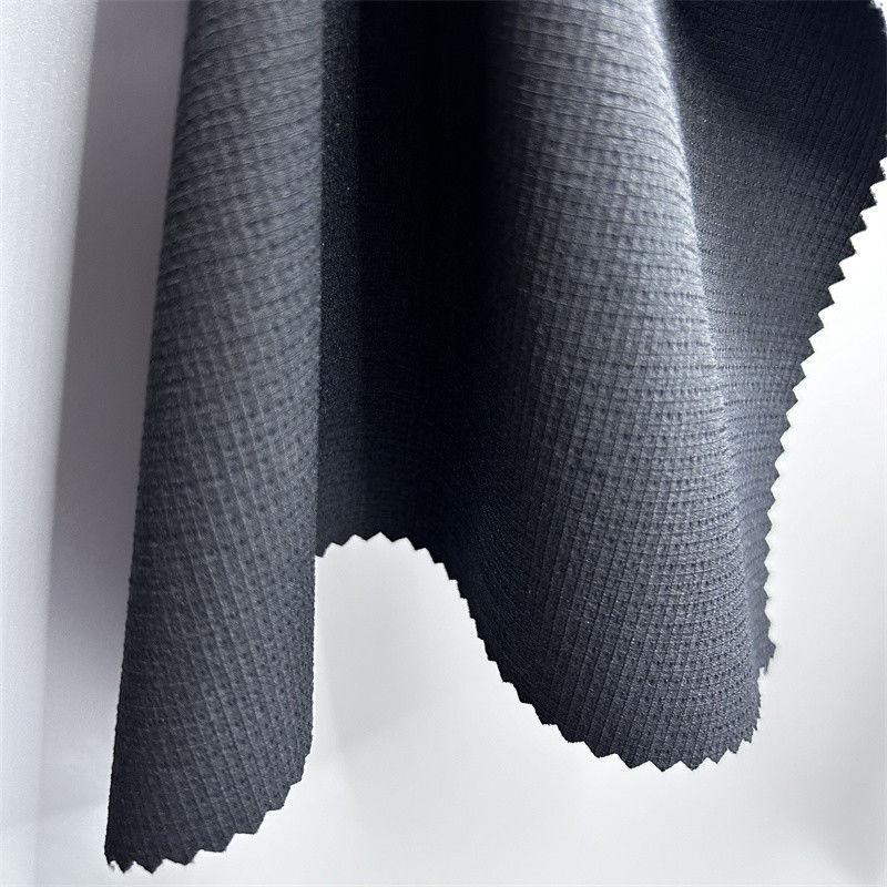 Tissu de montagne à carreaux en nylon semi-brillant Texte élastique épaisse pour vêtements de plein air