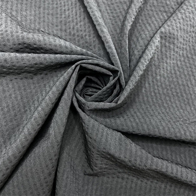 70D Nylon à quatre côtés Boule élastique bande verticale en spandex 70D+70D+40D*70D+40D La surface a une texture bosselée ressemblant à une bulle