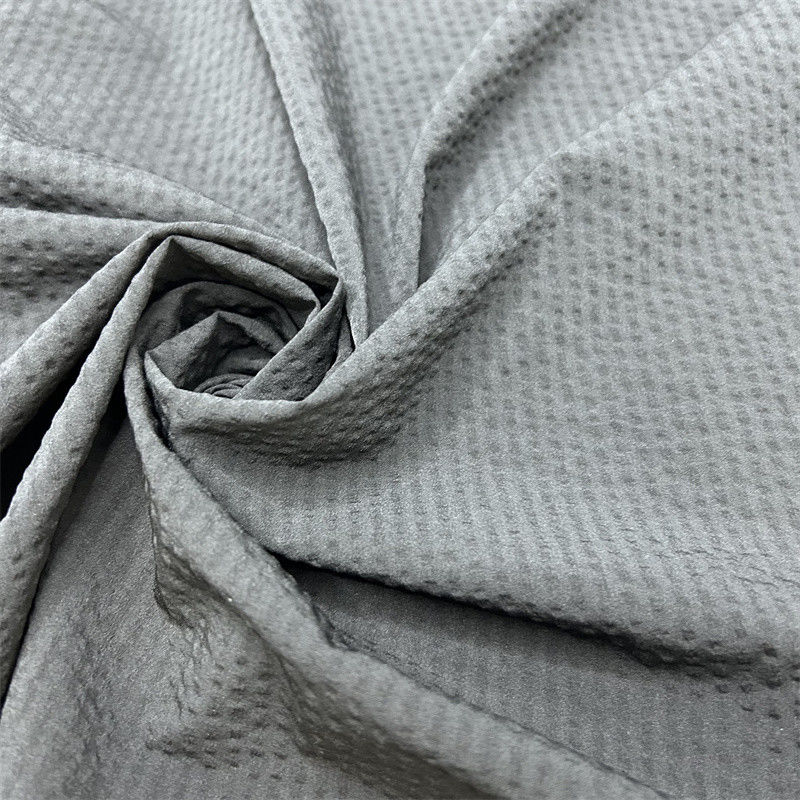 70D Nylon à quatre côtés Boule élastique bande verticale en spandex 70D+70D+40D*70D+40D La surface a une texture bosselée ressemblant à une bulle